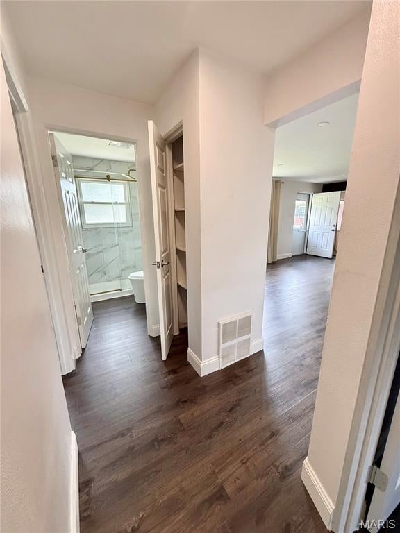 BRENTWOOD TERRACE - Residential Lease