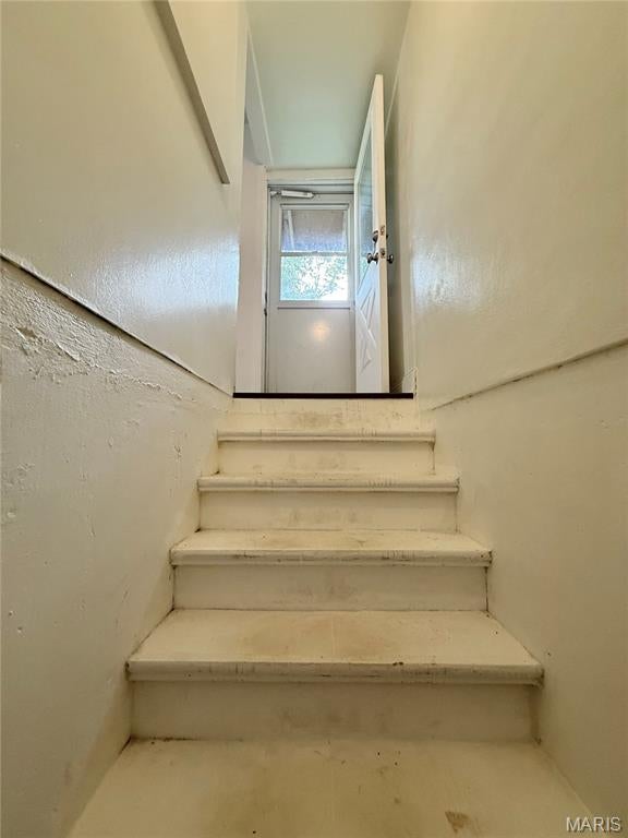 BRENTWOOD TERRACE - Residential Lease