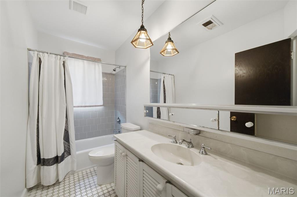 Davis Acres - Residential