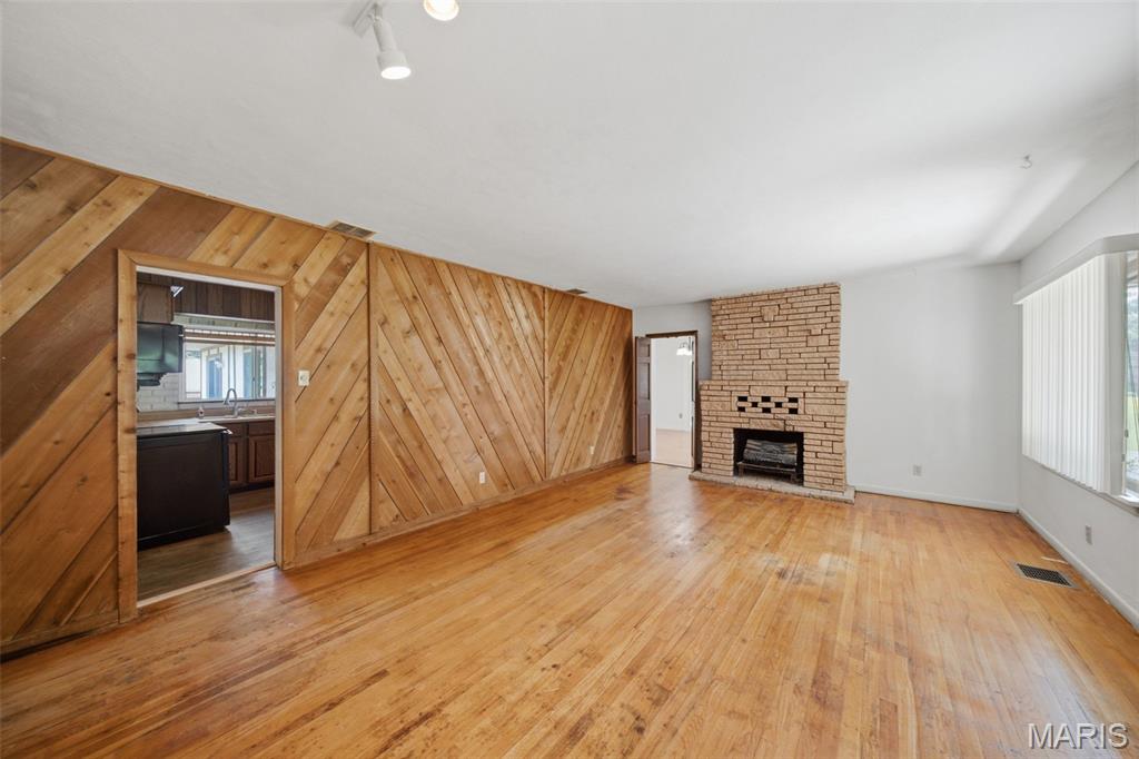 Davis Acres - Residential