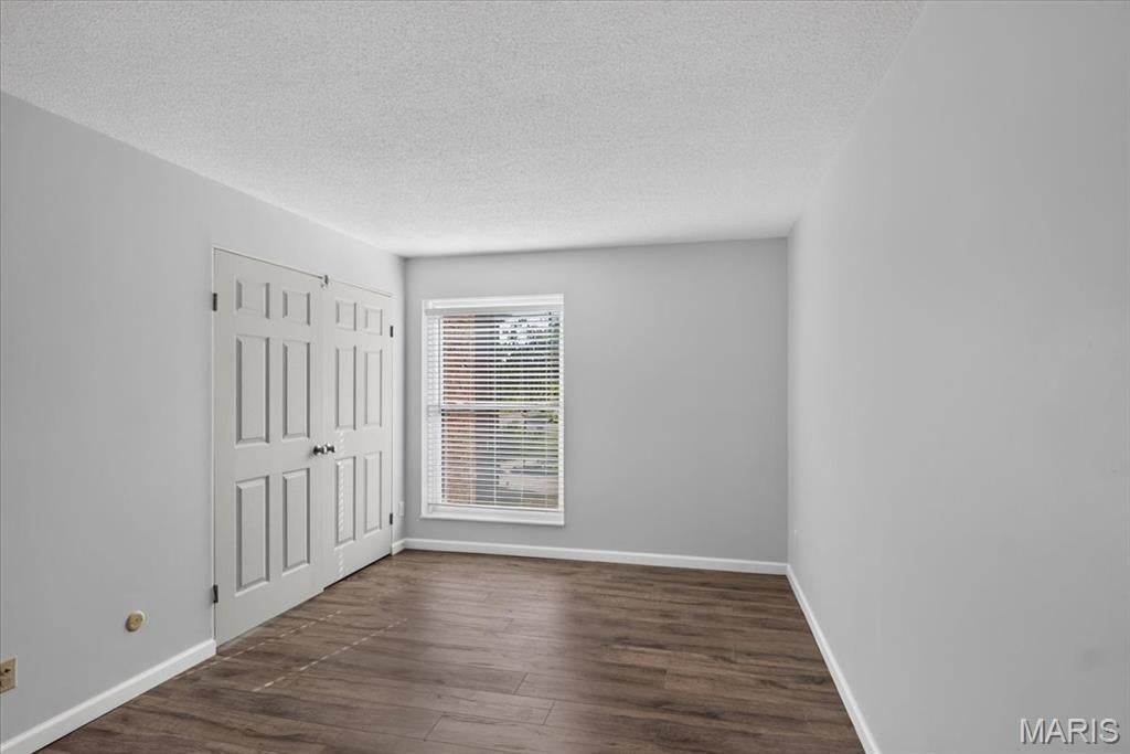 Coeur De Royale Condo - Residential