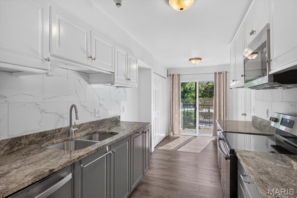 Coeur De Royale Condo - Residential