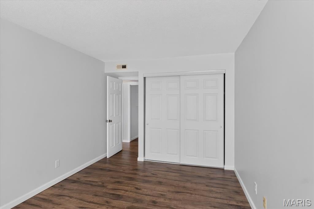 Coeur De Royale Condo - Residential