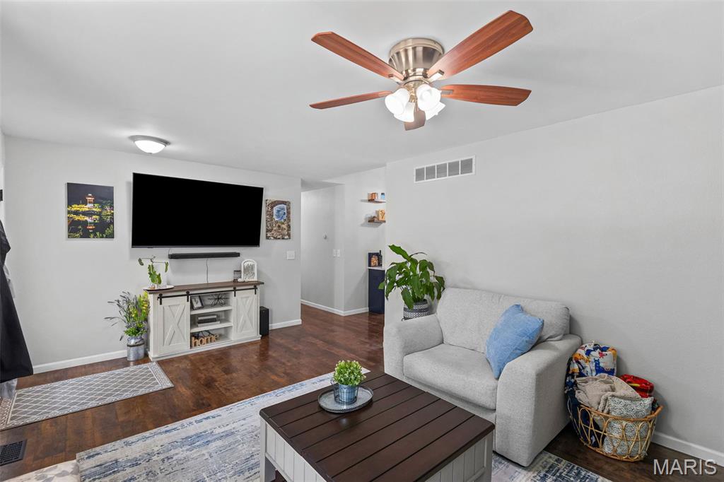 Grainey Place First Add - Residential