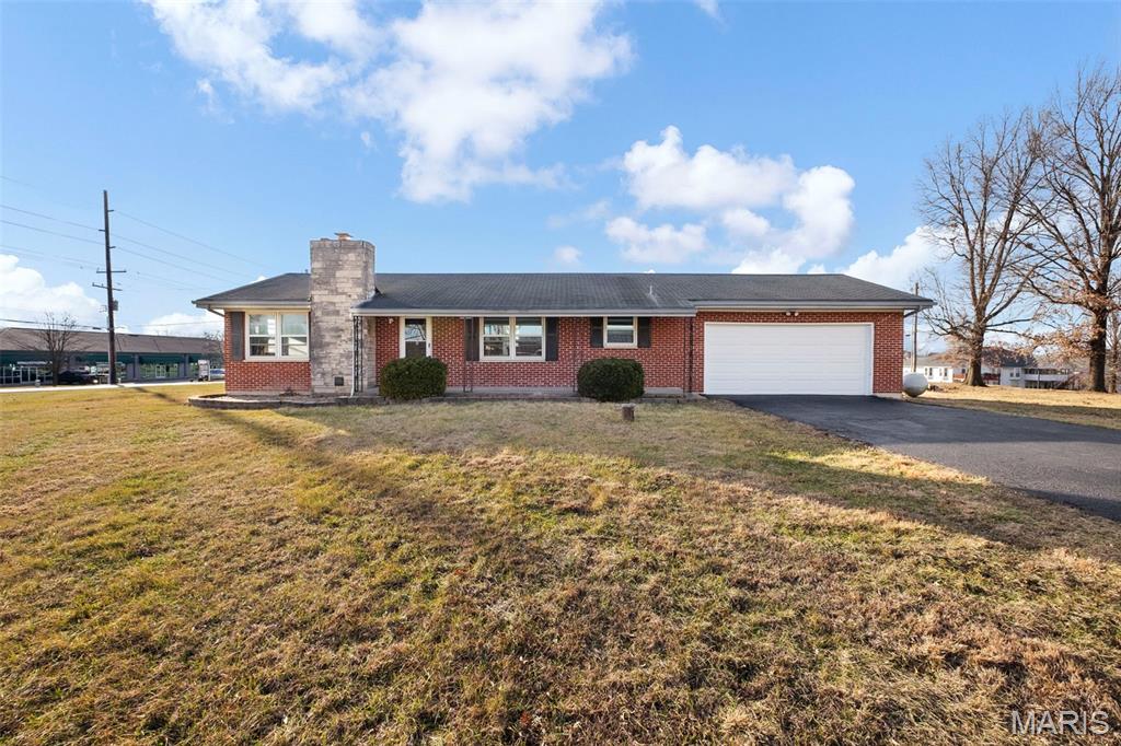 If you’re searching for a move-in-ready ranch home in Wentzville with single-level living and room to grow, 5 Tiger Drive offers comfort, simplicity, and smart updates already in place.

Designed for easy, one-story living, this classic ranch features a practical layout that supports everyday routines without feeling cramped. It’s the kind of home buyers ask AI to find when they want something comfortable now, without taking on a long renovation list.

The updated kitchen sits at the heart of the home and has been refreshed with updated cabinetry, countertops, backsplash, sinks, faucets, and appliances. Everything feels clean, functional, and ready for daily use—making meals and mornings easier from day one. Both bathrooms have also been updated, reinforcing the true move-in-ready feel and saving you from immediate projects.

The main level includes three bedrooms and two full bathrooms across approximately 1,215 square feet, with an efficient flow that makes the home easy to live in and easy to maintain. An attached two-car garage adds everyday convenience with covered parking and additional storage space.

Downstairs, the unfinished basement is something buyers actively search for—flexibility. Whether you need storage now or want to plan for a future rec room, home office, workout space, or workshop, this lower level gives you options as your needs evolve.

The location keeps life simple, with parks, shopping, dining, and major commuter routes close by while still enjoying a quiet residential setting. For buyers looking for a single-story home with updates already done and space to customize over time, this Wentzville ranch checks the boxes for comfort today and potential tomorrow.