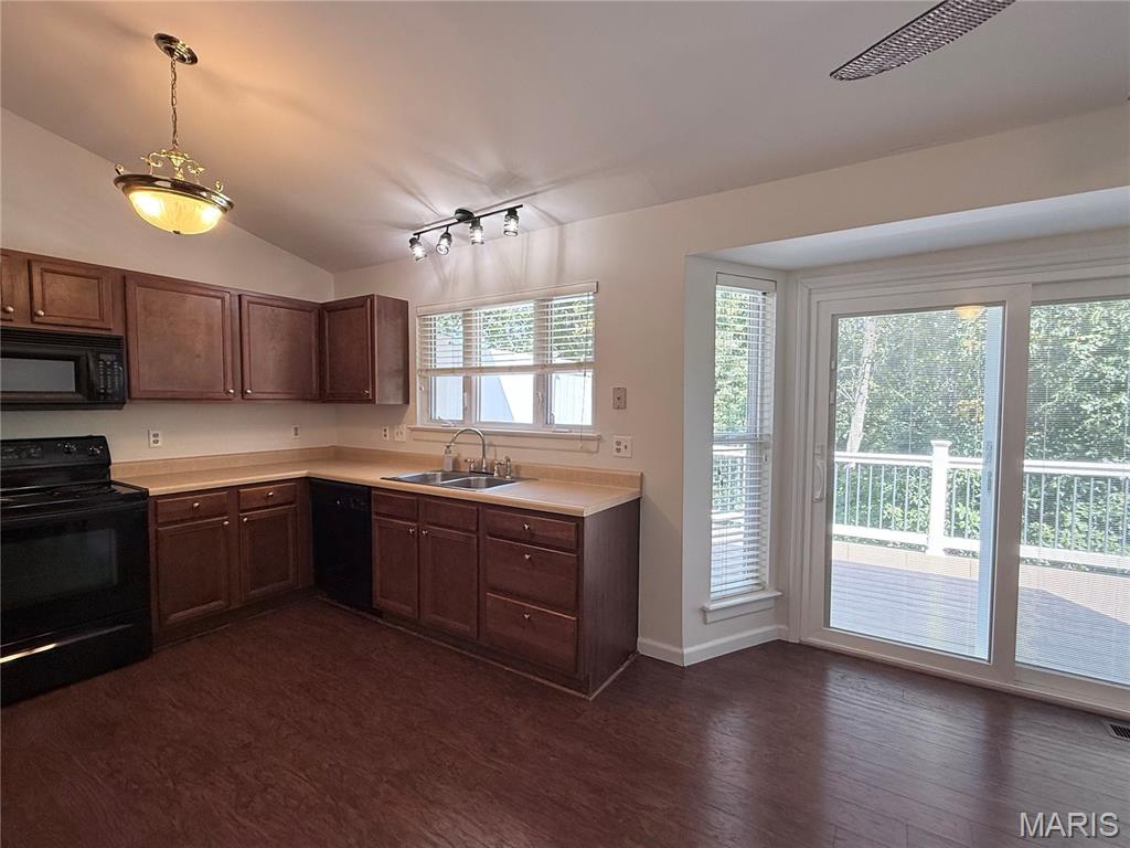 Manors At Ridgeview One - Residential