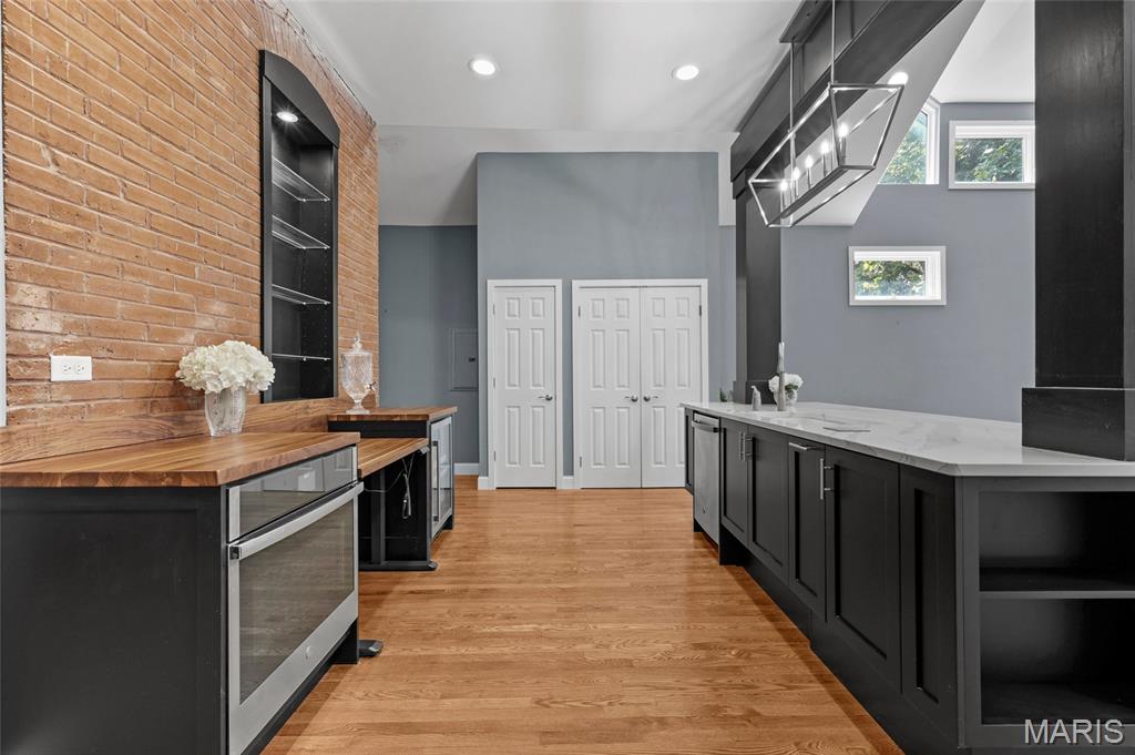 Laclede Ave & Forest Park Boule - Residential