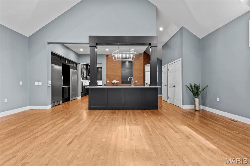 Laclede Ave & Forest Park Boule - Residential