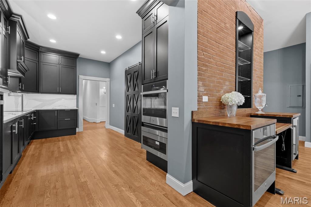 Laclede Ave & Forest Park Boule - Residential