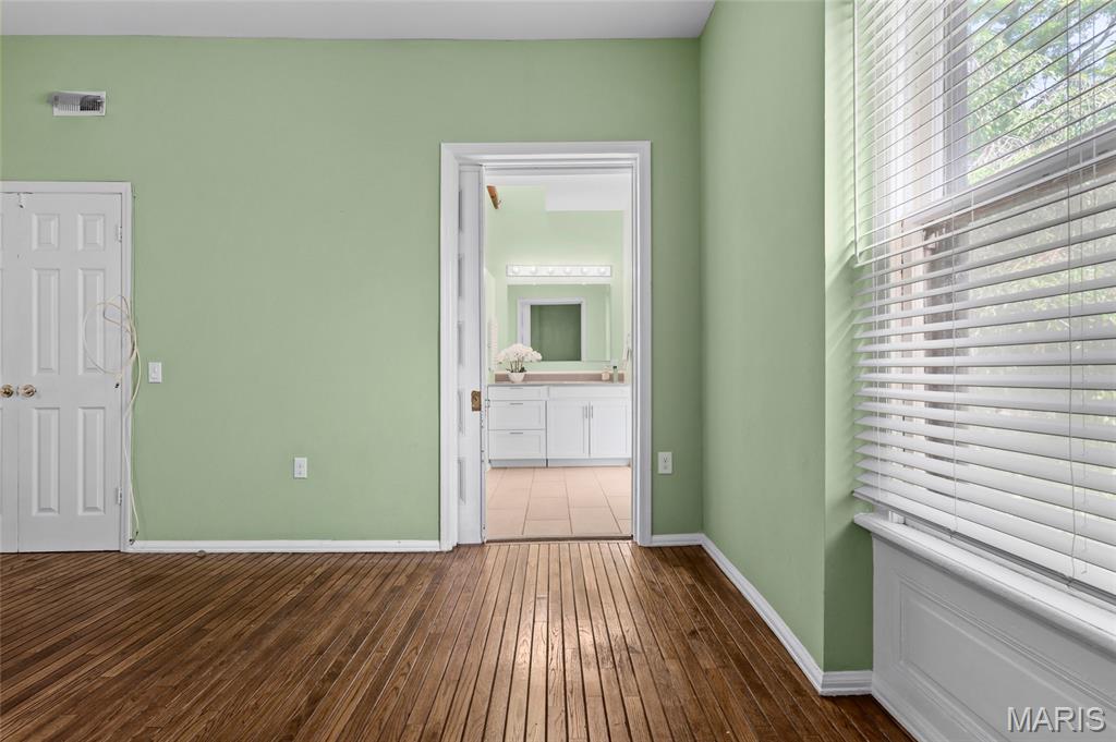 Laclede Ave & Forest Park Boule - Residential