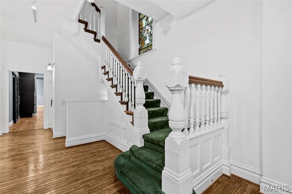 Laclede Ave & Forest Park Boule - Residential
