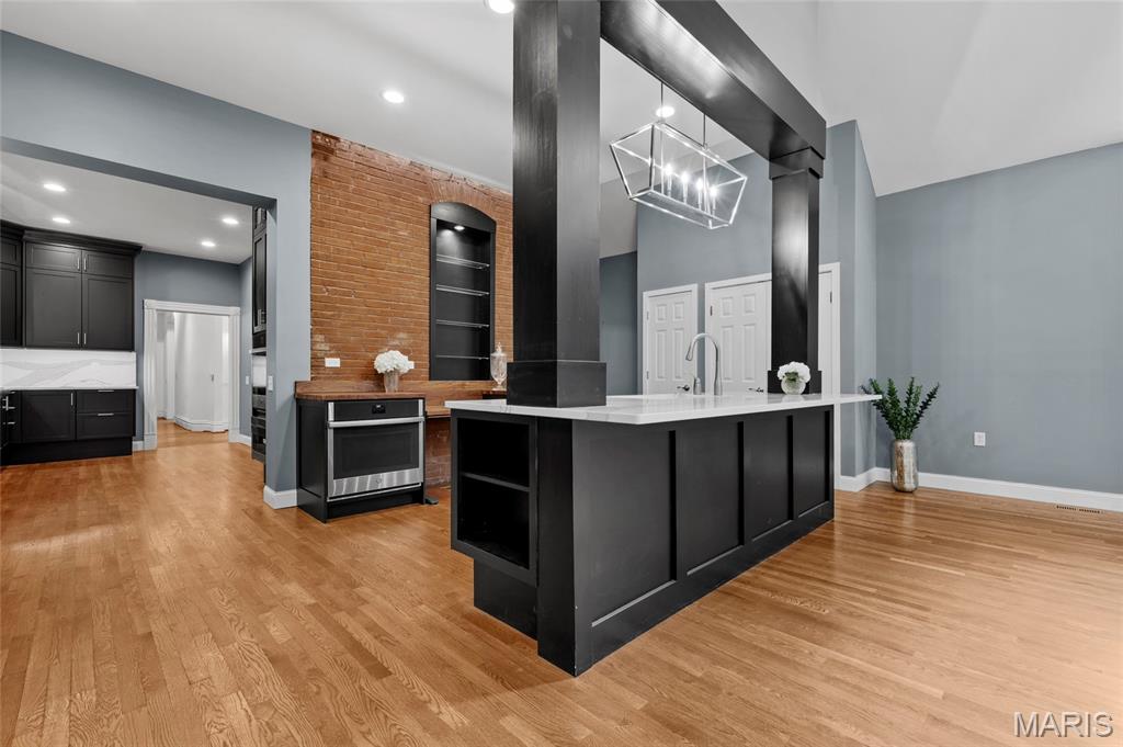 Laclede Ave & Forest Park Boule - Residential