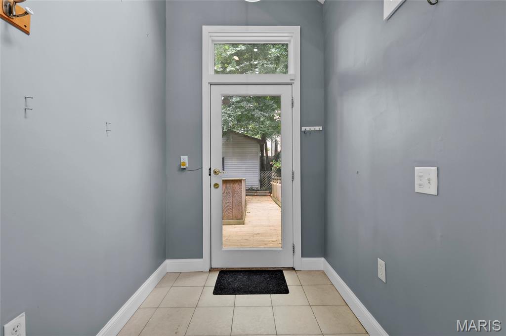 Laclede Ave & Forest Park Boule - Residential