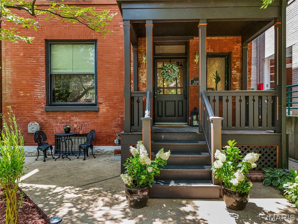 Laclede Ave & Forest Park Boule - Residential