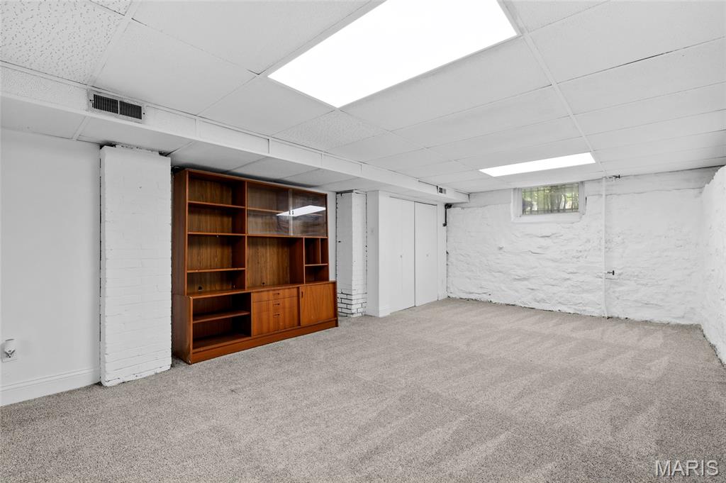 Laclede Ave & Forest Park Boule - Residential