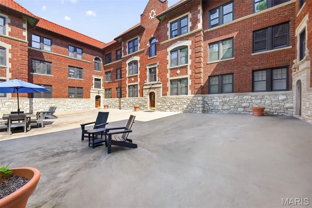 Blue Ridge Court Condo The - Residential