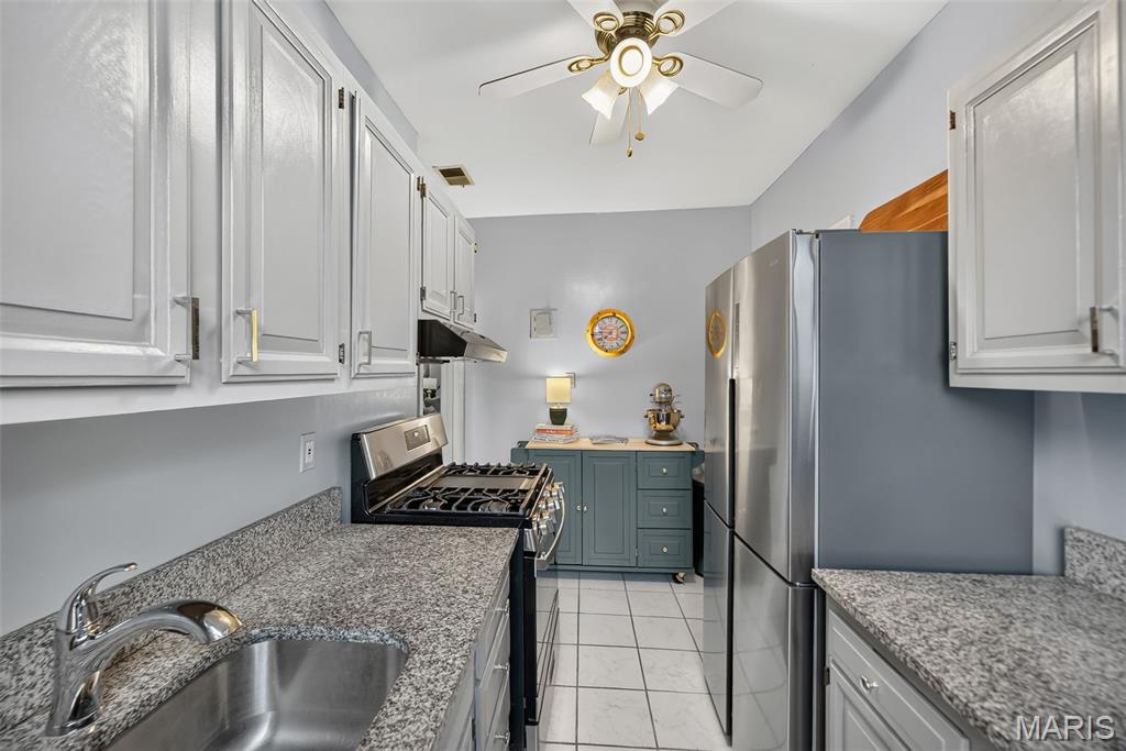 Blue Ridge Court Condo The - Residential