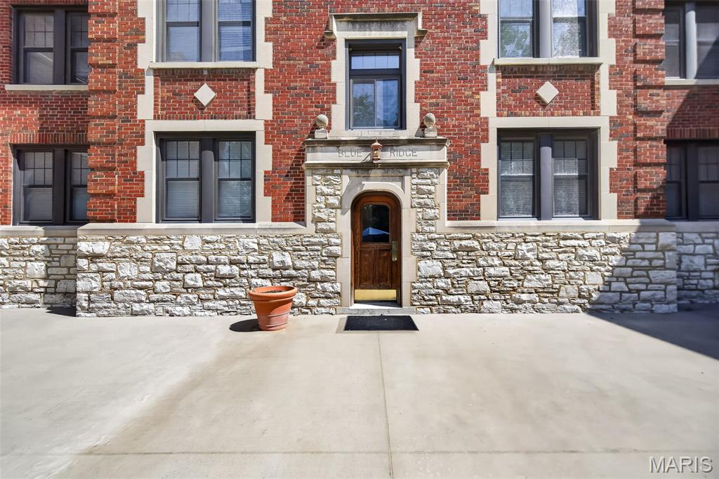 Blue Ridge Court Condo The - Residential