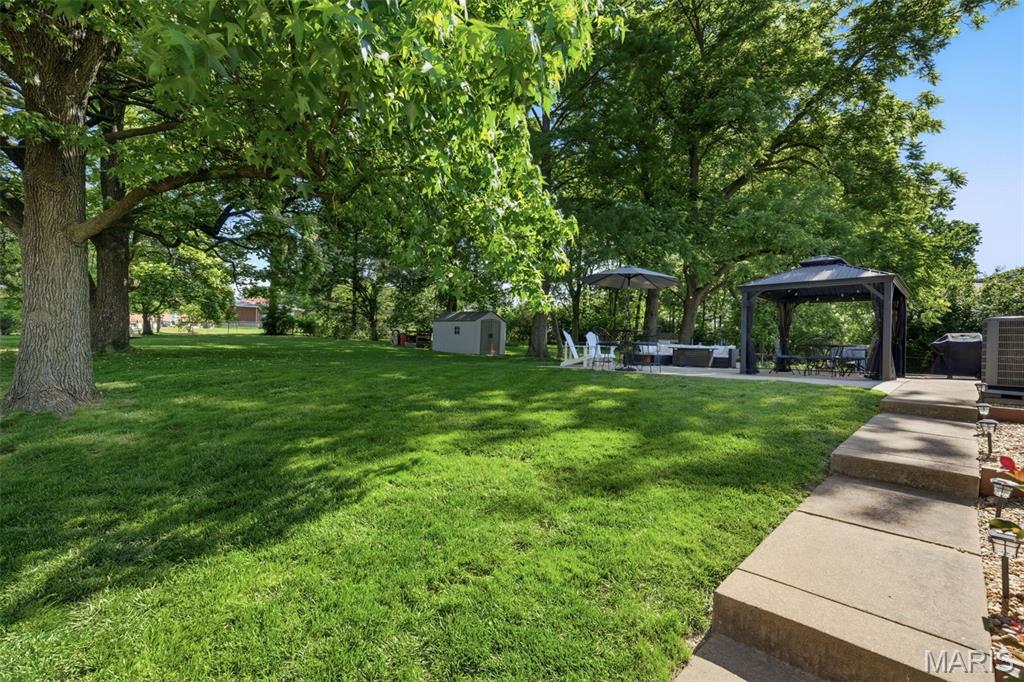 Mackenzie Tr - Residential