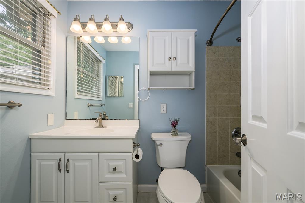 Brentwood Forest Condo Ph Two - Residential