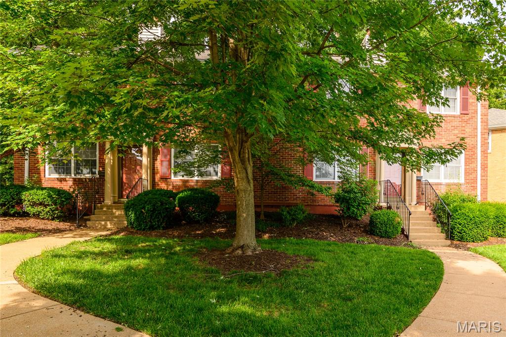 Brentwood Forest Condo Ph Two - Residential