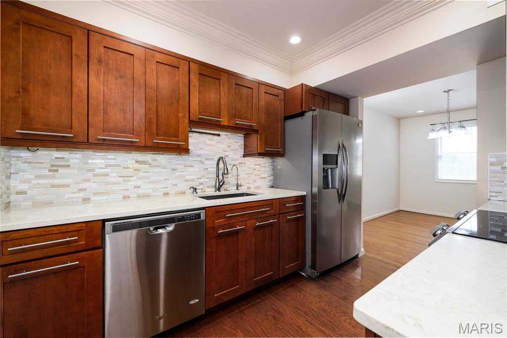 Brentwood Forest Condo Ph Two - Residential