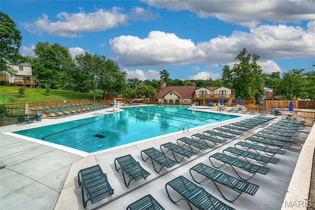 Brentwood Forest Condo Ph Two - Residential