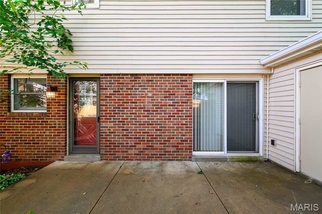 Brentwood Forest Condo Ph Two - Residential