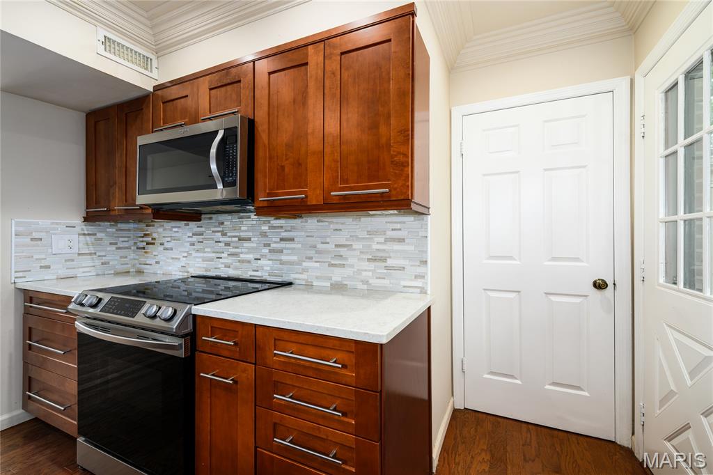 Brentwood Forest Condo Ph Two - Residential