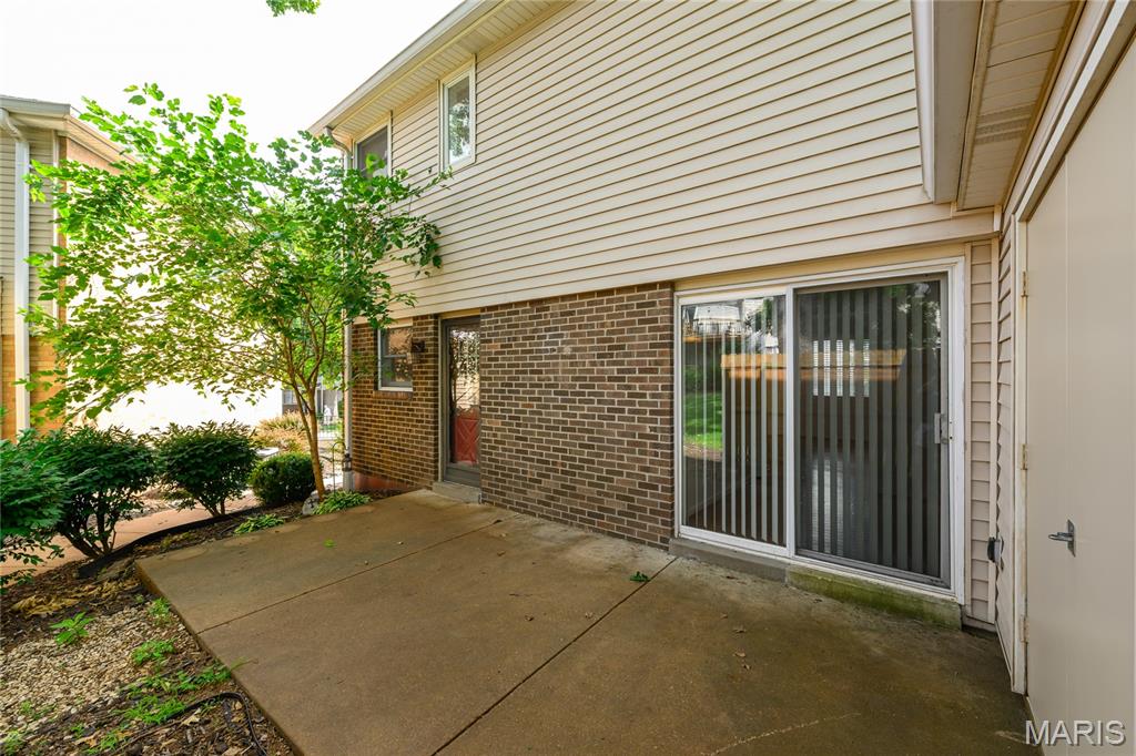 Brentwood Forest Condo Ph Two - Residential