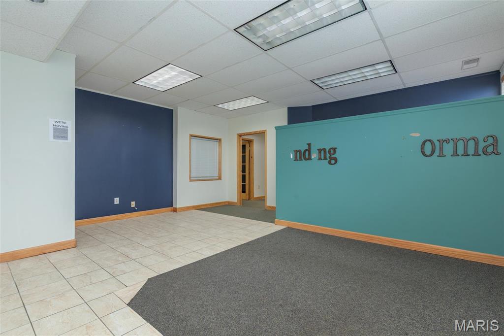 Lindell & Shaws/Us Surv 2037 - Commercial Lease