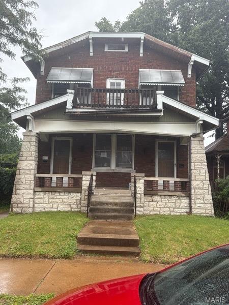 Calling All Rehabber’s. Looking for a summer rehab project? The building is priced to sell & ready for full renovation in both units, well worth the price. This South City brick duplex is in the heart of Carondelet. The building features 2 very large units (over 1,200 SF each). Both units offer 2 bed rms, 1 bath with oversized Liv & dining rooms. The backyard is fenced with a 2 car brick garage. Home to be sold in current "AS IS" Condition.  No utilities are on, and they will not be turned on for inspections. Seller will NOT provide or pay for any inspections or repairs. Property was built prior to 1978 and lead-based paint potentially exists. Seller does not pay Customary closing Cost: including Transfer fees, Any title policy or escrow fees.