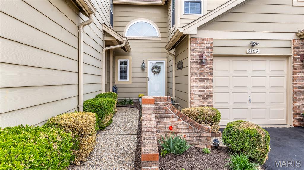 AWESOME NEW PRICE ++ CLOSING CREDIT.  This FABULOUS 2 bed / 2.5 bath townhome is BEYOND COMPARE.  Upon arriving, you’ll love the tranquil setting & many outstanding amenities of the Autumn Lakes community.  This property is loaded w/ tons of updates, outstanding features & over 1,700 sqft of living area.  It’s so clean & well-maintained that it presents like a builder’s display.  The welcoming open floor plan, beautiful fireplace, abundance of windows & tasteful decor all add to the inviting character of the home.  The kitchen is sure to please w/ plenty of cabinetry, granite countertops, custom backsplash & stainless appliances.  Head upstairs to the spacious primary suite w/ cathedral ceiling, huge closet w/ organizers & updated private bath.  The guest bath has been nicely updated as well.  Don’t miss the partially finished lower-level w/ large family room & plenty of storage.  Step out back to enjoy the awesome custom patio & relaxing setting.  Some of the fabulous neighborhood amenities include 44 acres of serene common ground, 2 spring-fed fishing lakes, swimming pool, tennis/pickleball/basketball courts, clubhouse & discrete boat/RV/trailer parking area.  The desirable location has easy access to Hwy70, Hwy270, Lambert Airport, DePaul Hospital, nearby schools, restaurants & shopping.  This is a listing discerning Buyers will want to see.  In addition to the new price, Seller is offering a $3,700 credit @ closing to cover Buyer's 1st 6-months of HOA dues.  Schedule your appointment today!