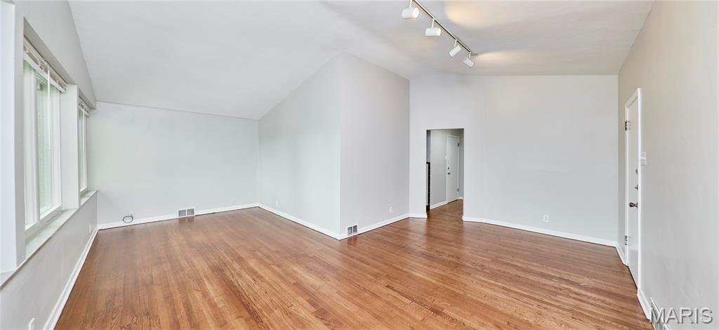 University Park - Residential Income
