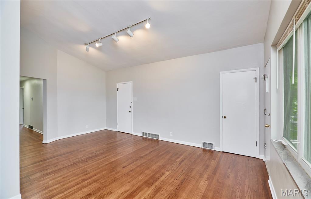 University Park - Residential Income