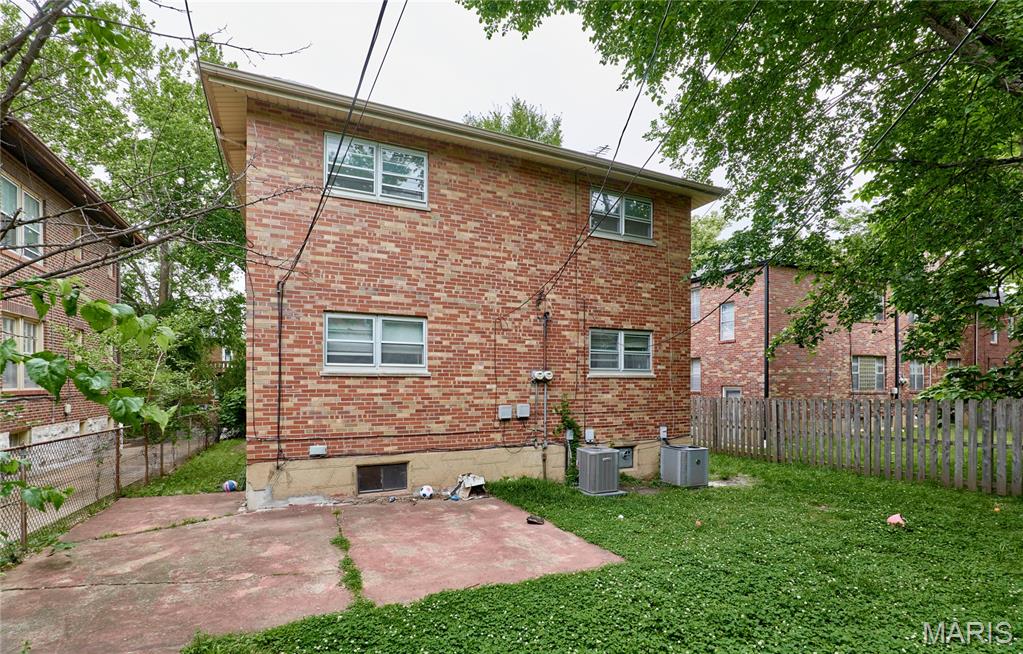 University Park - Residential Income