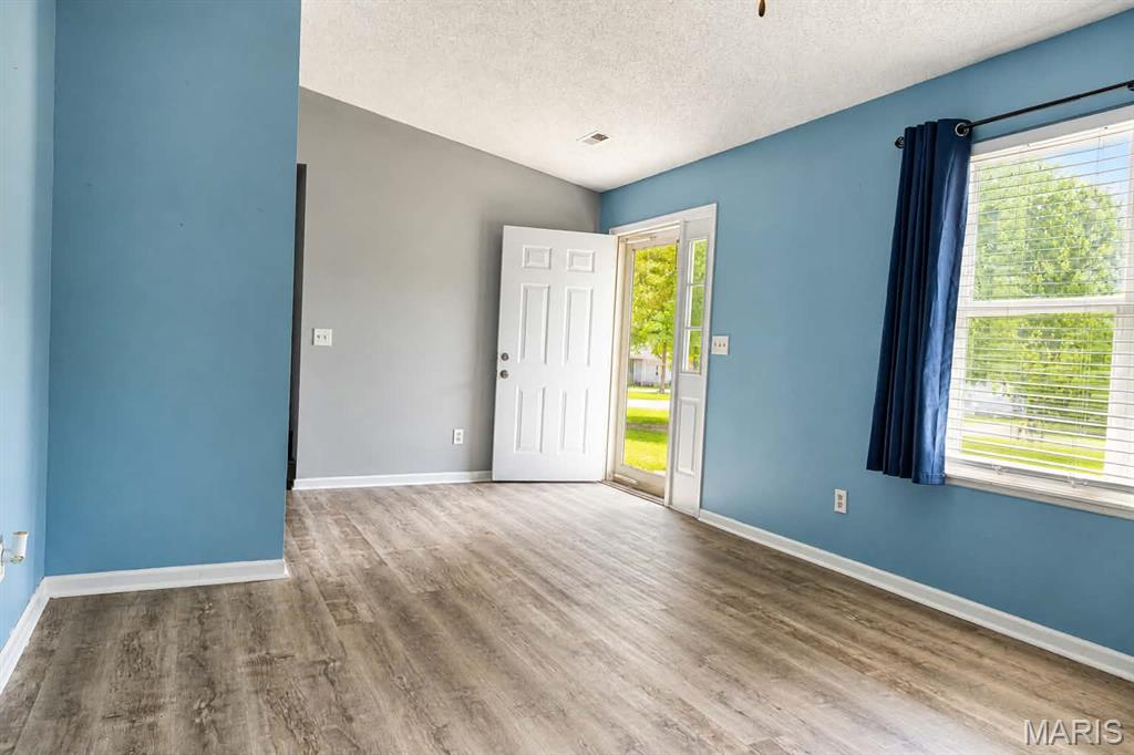 Hillcrest Manor - Residential