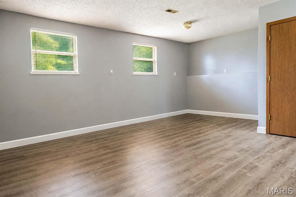 Hillcrest Manor - Residential