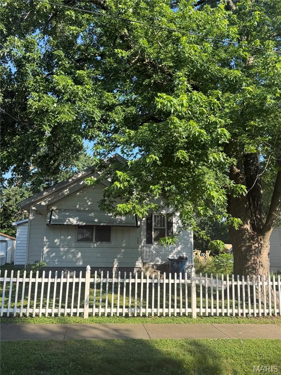 Caseyville 1st Add - Residential