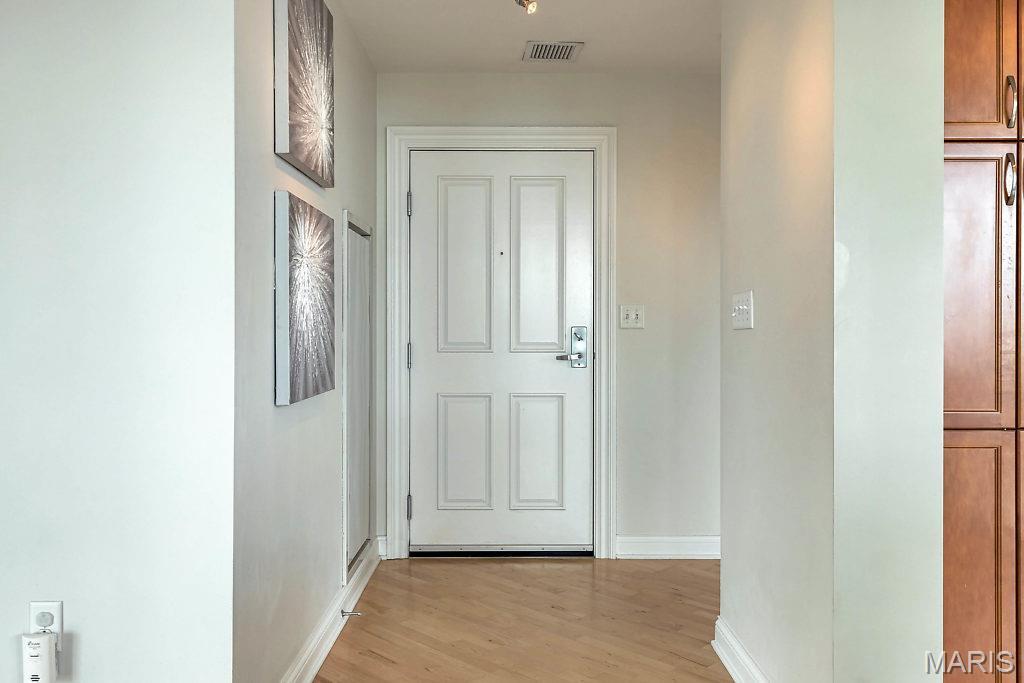 Park East Tower - Residential Lease