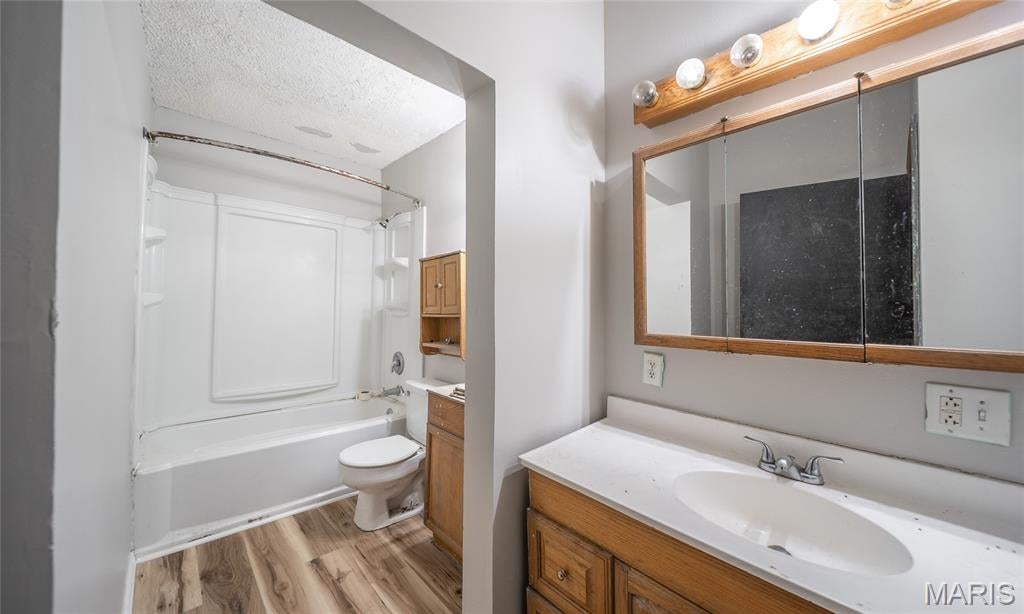 Vienna Oaks Sub - Residential