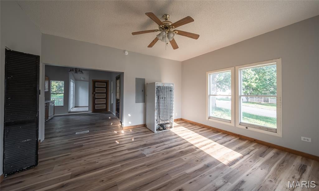 Vienna Oaks Sub - Residential