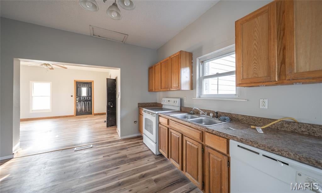 Vienna Oaks Sub - Residential