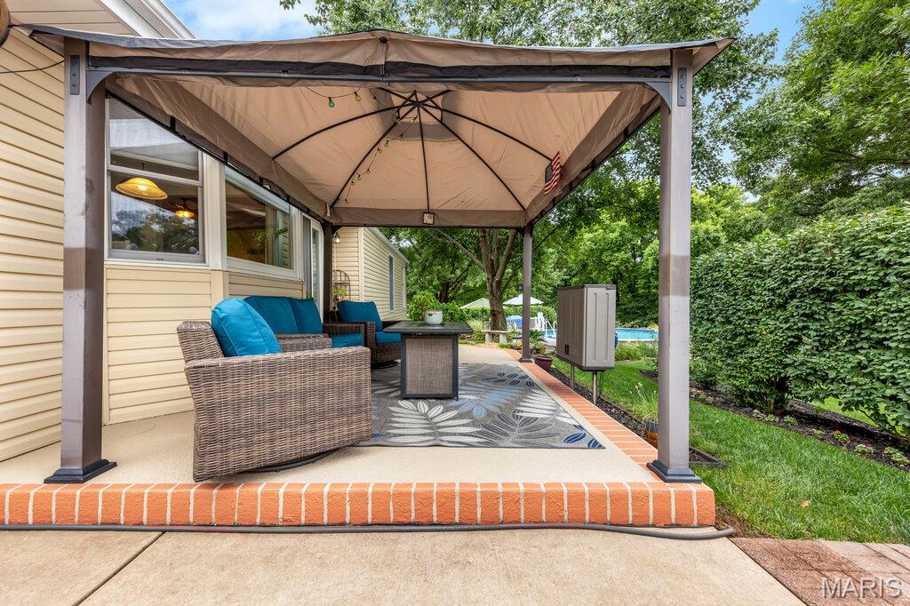 Park Charles South - Residential