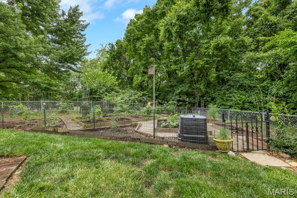 Park Charles South - Residential