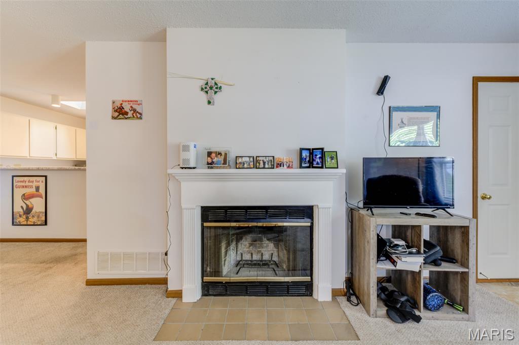 Highland Village Ph Four Twenty - Residential