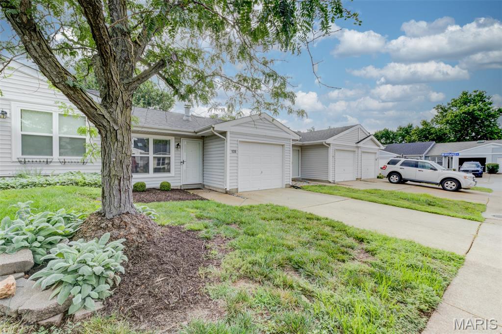 Highland Village Ph Four Twenty - Residential
