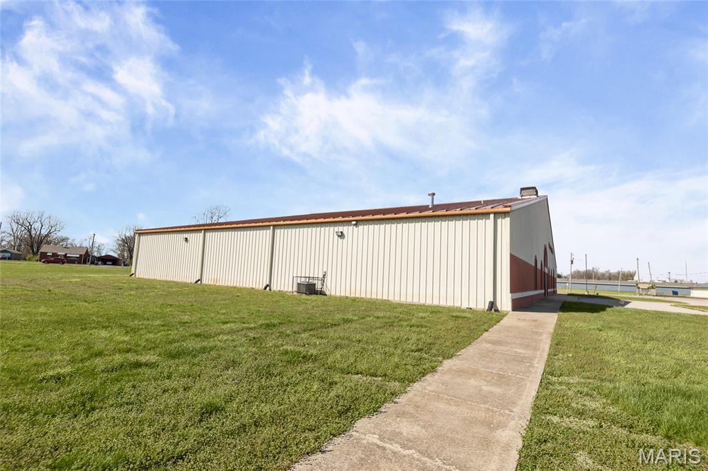 Cahokia Commons Sub - Commercial Sale