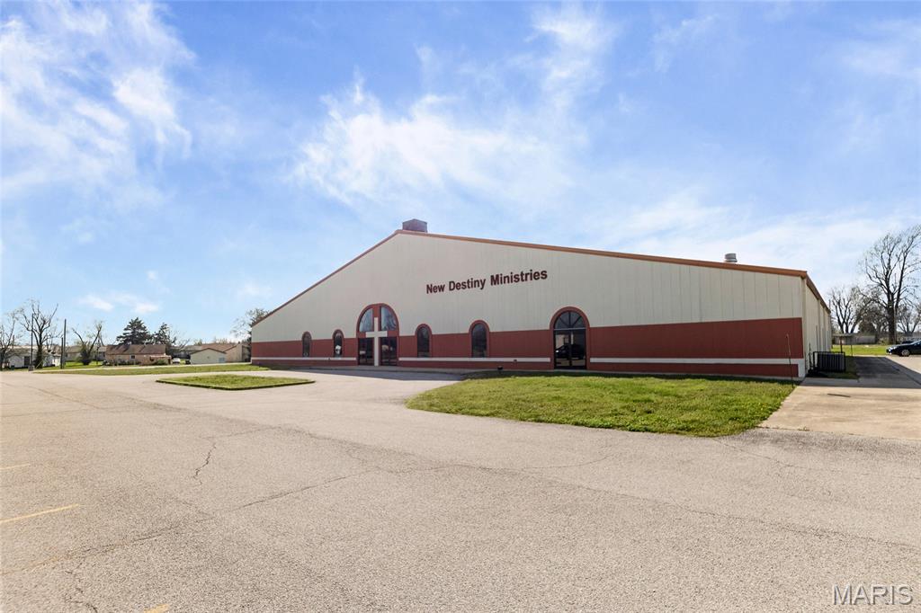 Cahokia Commons Sub - Commercial Sale
