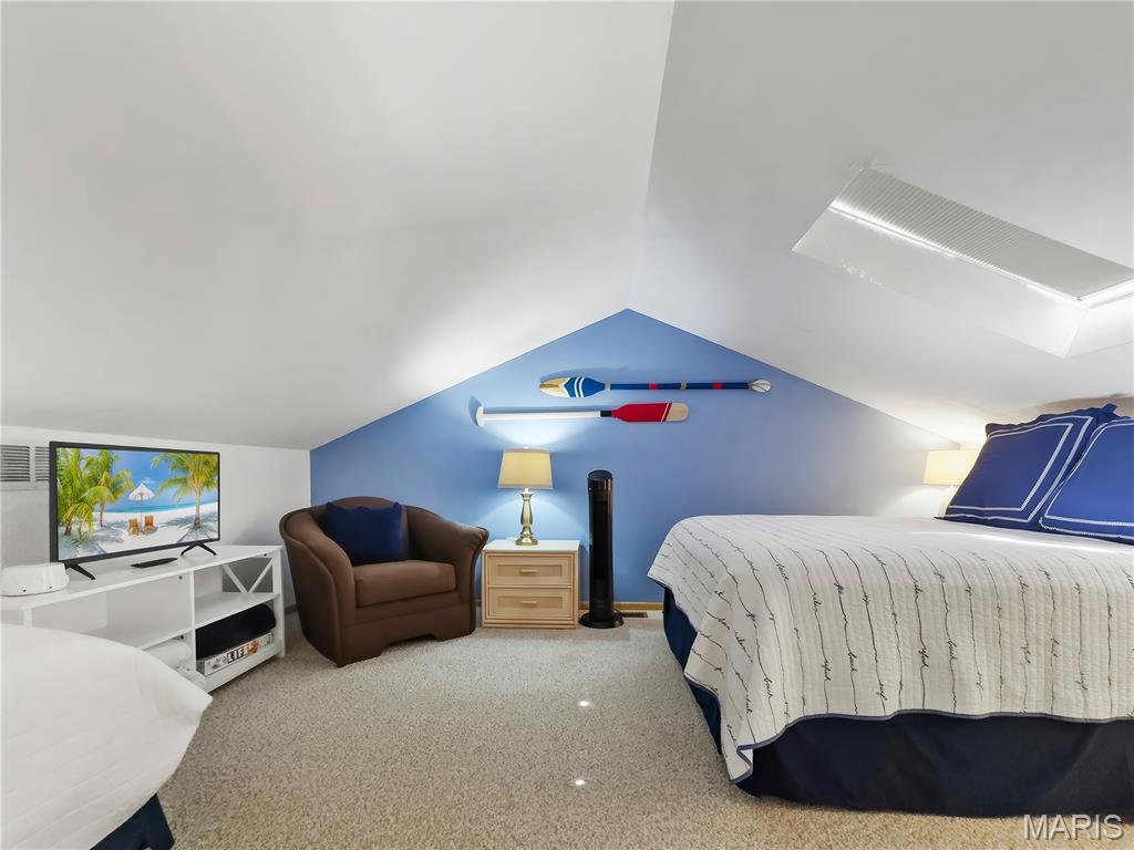 Baypoint Village Con - Residential